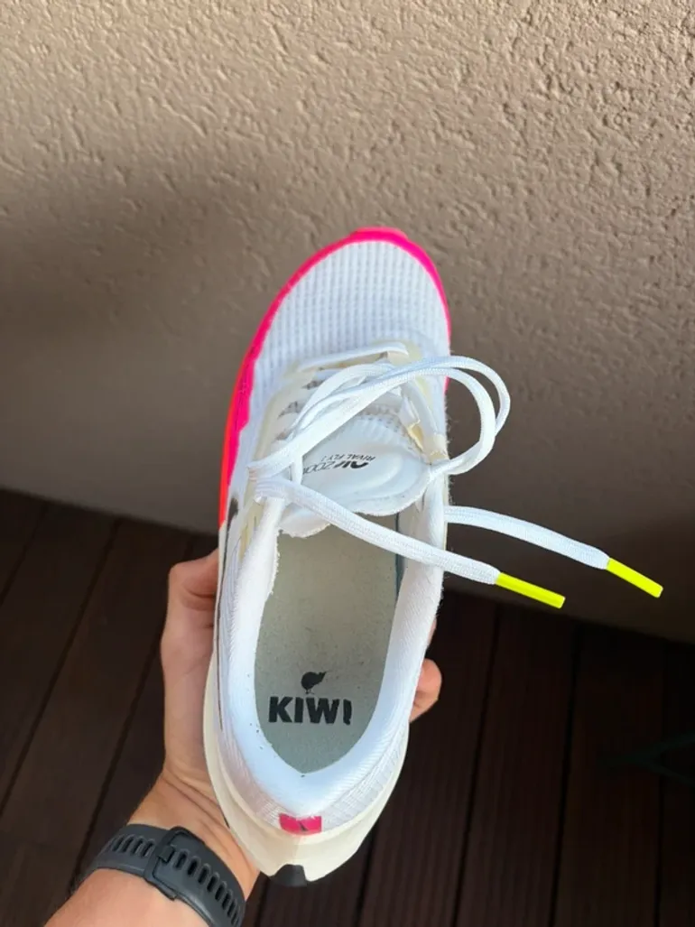 Used Nike Air Zoom Rival Fly 3 bike — image 12 of 18