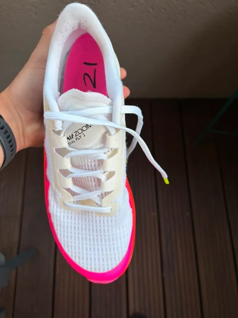 Used Nike Air Zoom Rival Fly 3 bike — image 6 of 18