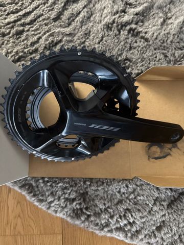 Shimano 105 R7100 Di2 2024 Drivetrain & Pedals usato