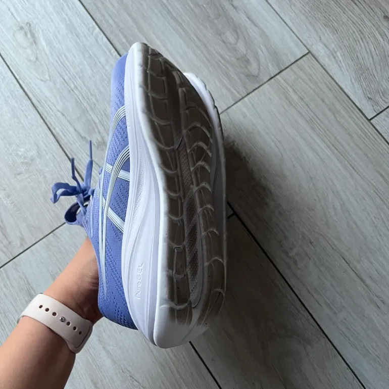Asics Gel Cumulus bike de segunda mano — imagen 2 de 5