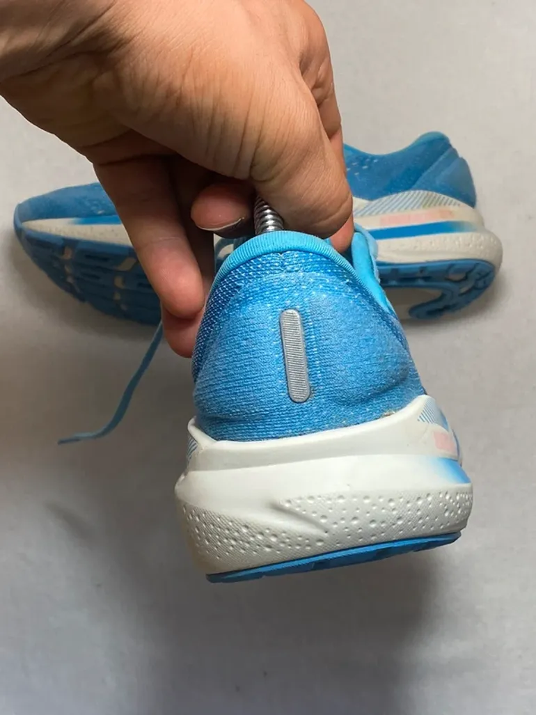 Used Brooks Running Shoes bike — image 33 of 45