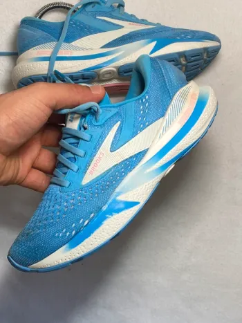 Used Brooks Running Shoes bike — image 24 of 45