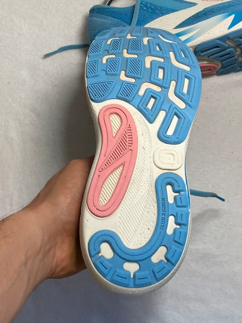 Used Brooks Running Shoes bike — image 44 of 45