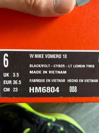 Used Nike Vomero 18 bike — image 8 of 8
