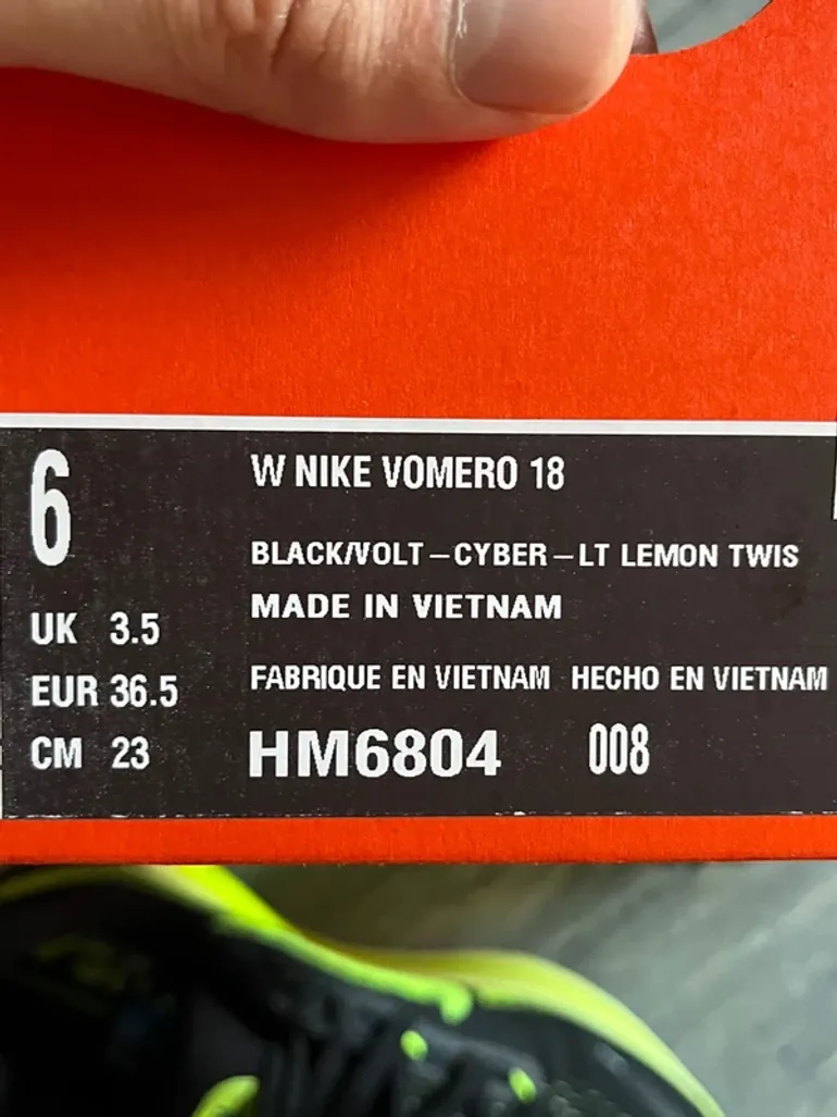 Used Nike Vomero 18 bike — image 8 of 8