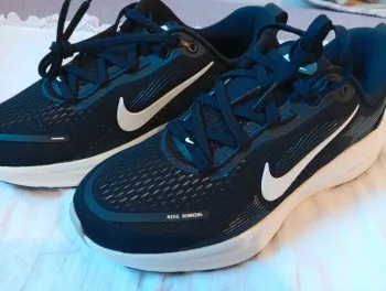 Nike Vomero 18 bike de segunda mano — imagen 2 de 8