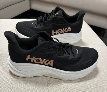 Used Hoka Clifton 10 Running Shoes