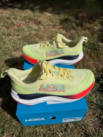 Used Hoka Skyflow bike — image 7 of 7