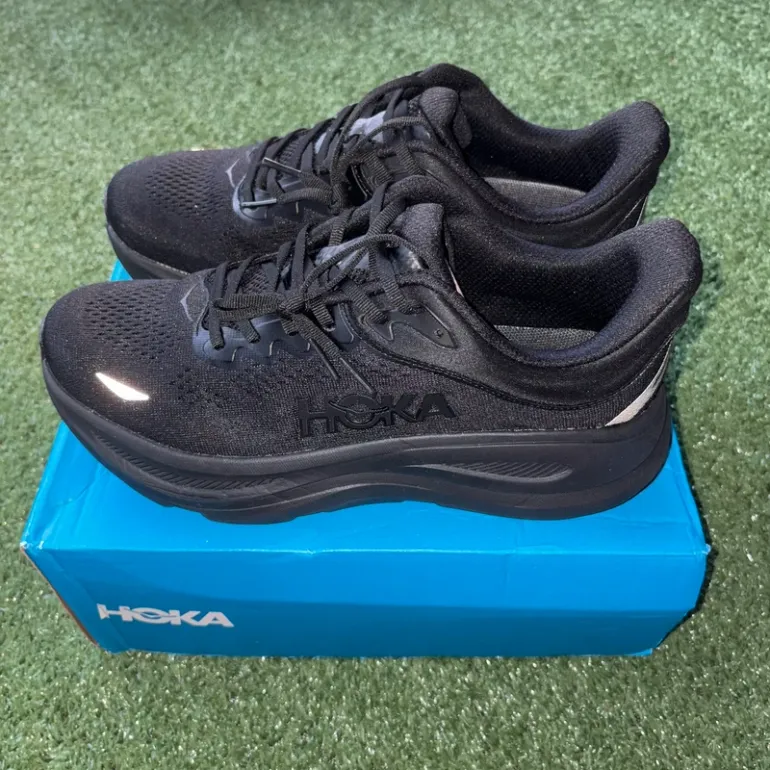 Used Hoka Running Shoes bike — image 3 of 7
