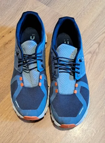 Gebrauchtes On Running On sneakers Running Shoes