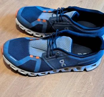 Gebrauchtes On Running On sneakers bike — Bild 2 von 4