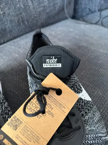 Used Nike Flyknit Racer bike — image 5 of 7