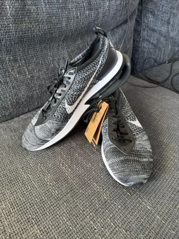 Brugt Nike Flyknit Racer Running Shoes