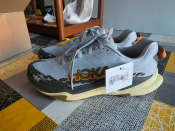 Käytetty Hoka Torrent 4 Running Shoes