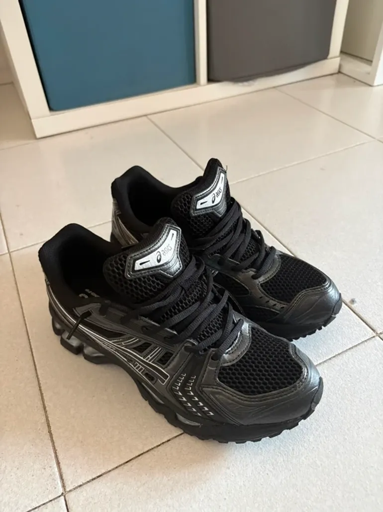Used Asics Gel Kayano 14 bike — image 2 of 8