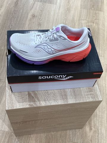 Gebrauchtes Saucony Guide 18 Running Shoes