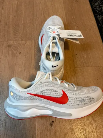 Použité Nike Journey Run Running Shoes