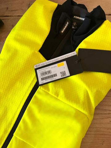 Gebrauchtes Assos Equipe R S9 2025 bike — Bild 3 von 5