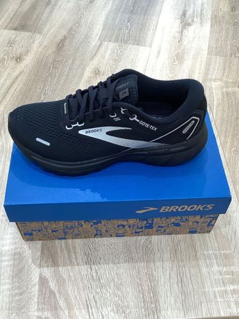 Used Brooks Ghost 14 Goretex Running Shoes