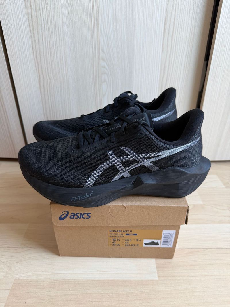 Used Asics Novablast 6 2026 Running Shoes