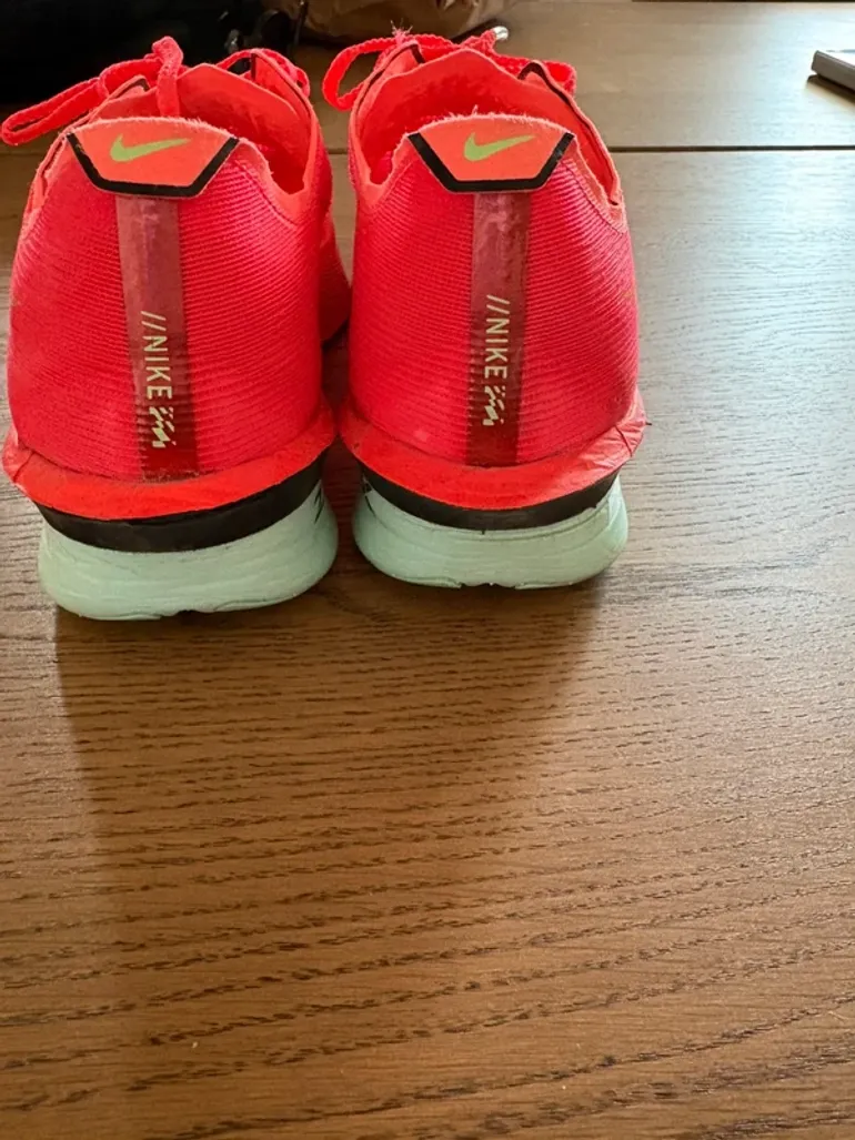 Scarpa Vaporfly bike de segunda mano — imagen 3 de 8