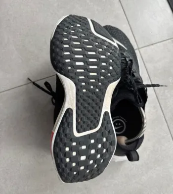Used Nike Invincible Run 3 bike — image 5 of 7