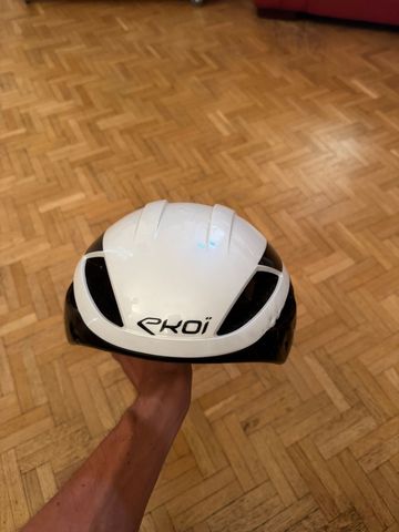 Brugt Ekoi AR14 Aero Helmet bike — billede 1 af 5