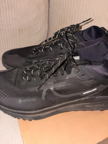 Pegasus Trail Gore-Tex bike usato — immagine 4 di 8