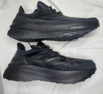 Used Premium Ultraboost 5x Goretex bike — image 5 of 6
