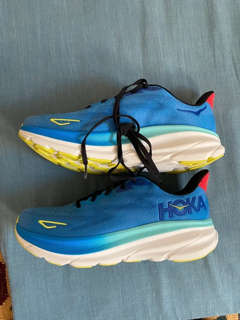 Used Hoka Clifton 9 bike — image 2 of 6
