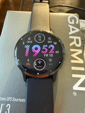 Used Garmin Venu 3 Electronics