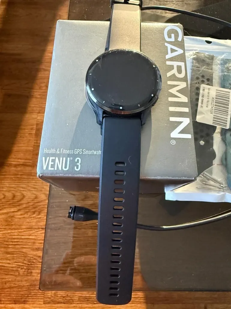 Used Garmin Venu 3 bike — image 2 of 3