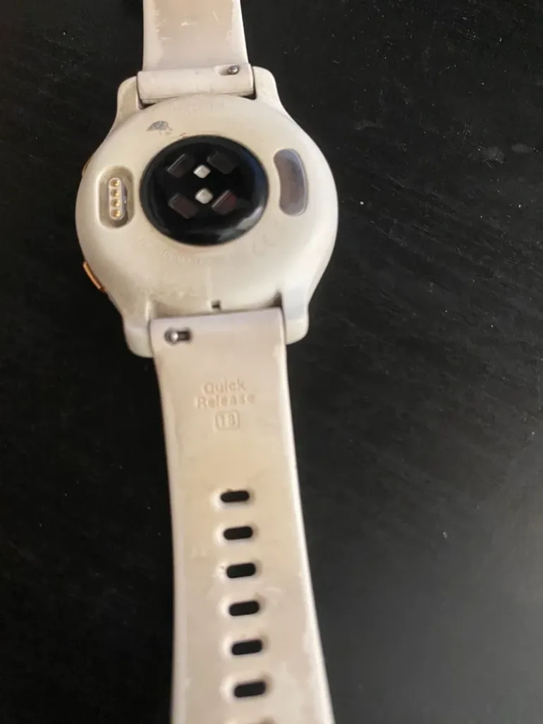 Used Garmin Venu 2s bike — image 6 of 7