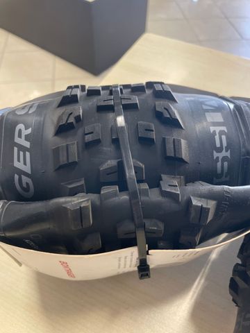 Used Bontrager SE4 bike — image 3 of 3