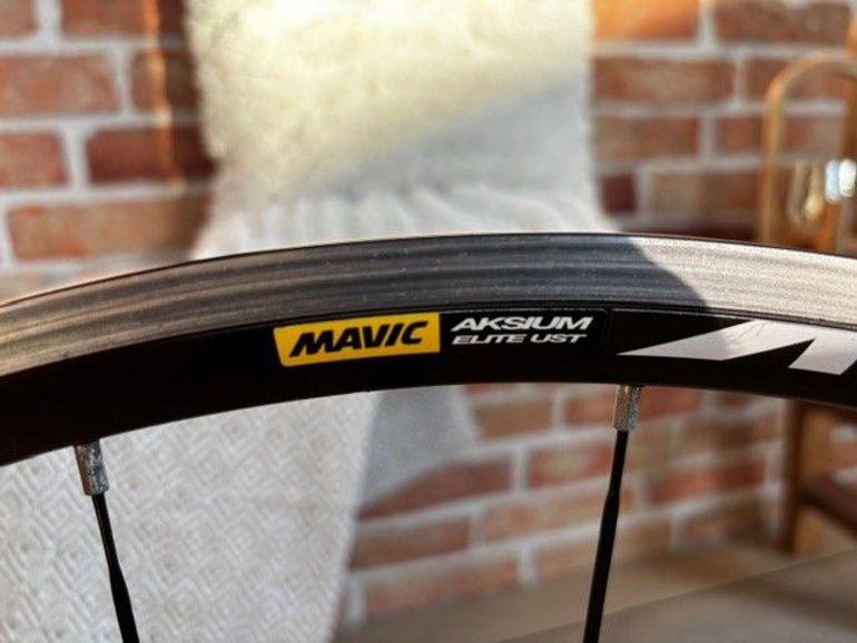 Brugt Mavic Aksium Elite UST Disc 2019 bike — billede 5 af 7