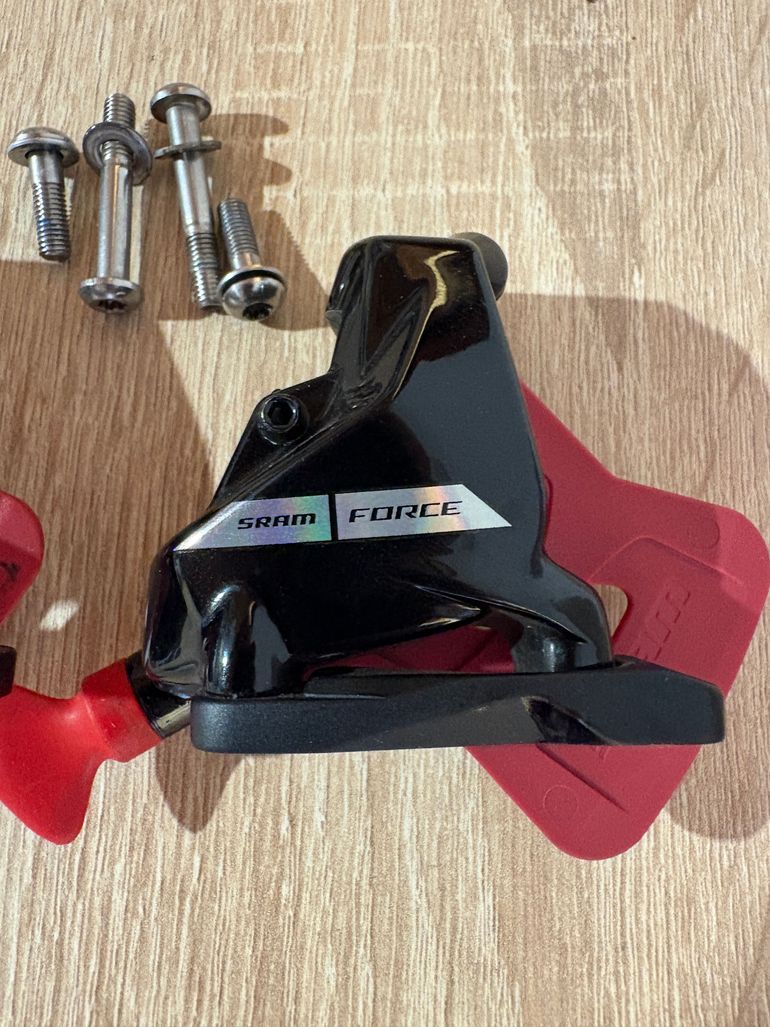 Brugt Sram Force D2 Brake Caliper Set 2025 bike — billede 3 af 5