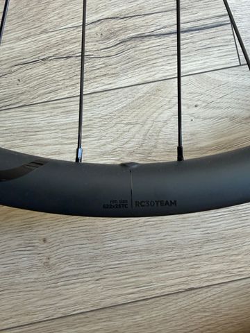 Used OQUO RC30TEAM Wheelset 2026 bike — image 7 of 7