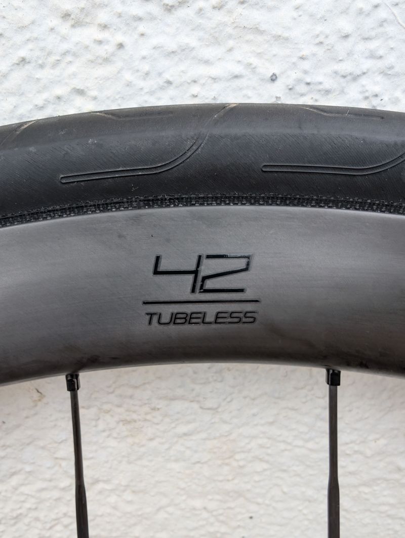 Used Giant Cadex 42 Tubeless Road Wheels Wheels