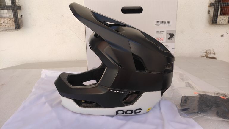 Brugt POC Otocon Race MIPS Helmet 2025 bike — billede 3 af 8