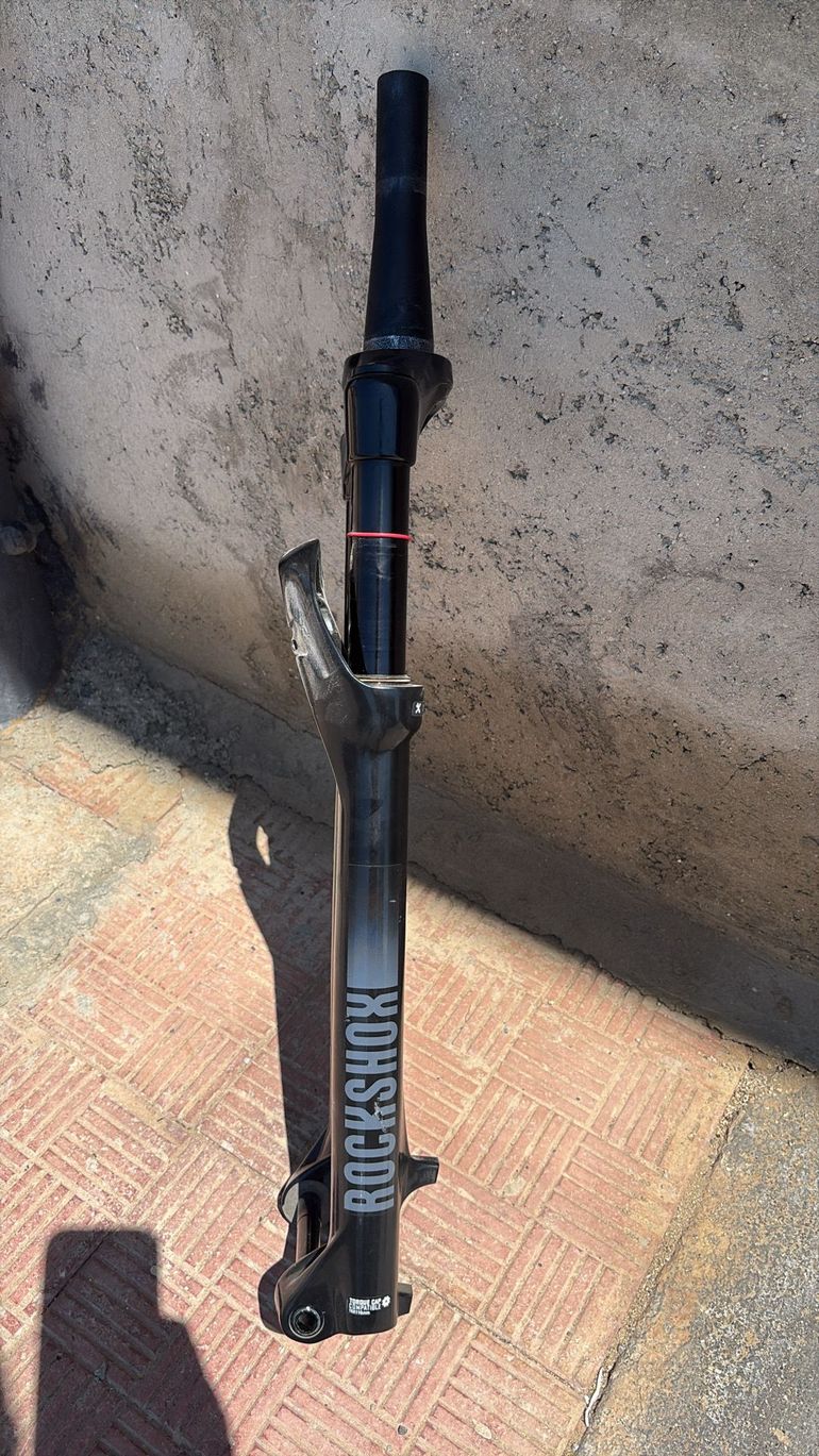 Brugt RockShox Judy Fork 2025 bike — billede 4 af 8
