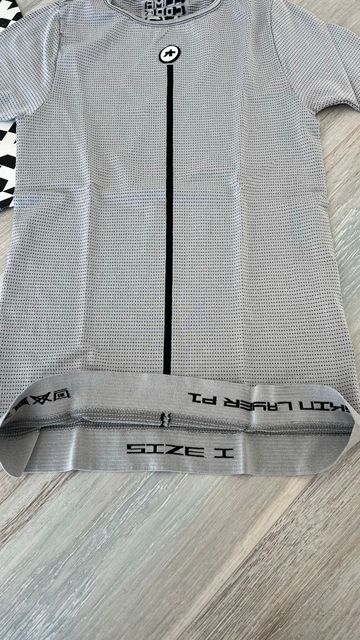 Used Assos Summer P1 Skin Layer 2026 bike — image 8 of 13