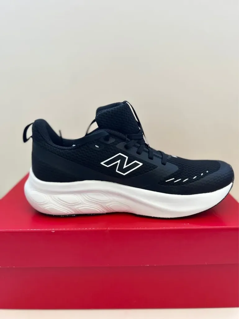 Used New Balance Fresh Foam 625 bike — image 4 of 12
