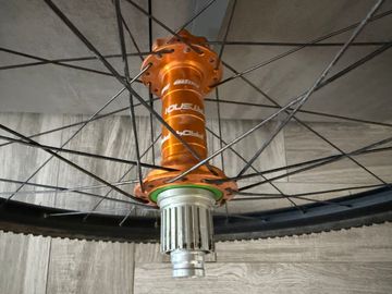 Used Sunringle Duroc 30 2025 bike — image 3 of 8