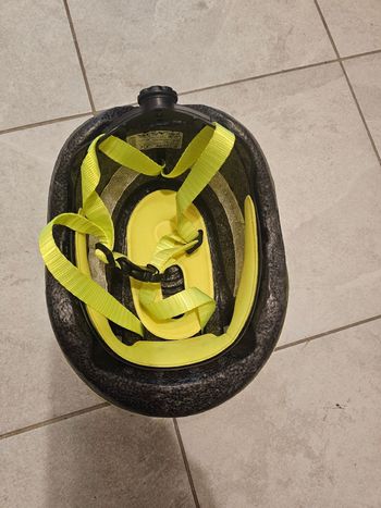 Used Bell Casco bambini Cycling Accessories