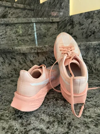 Used Asics Shoes bike — image 3 of 9
