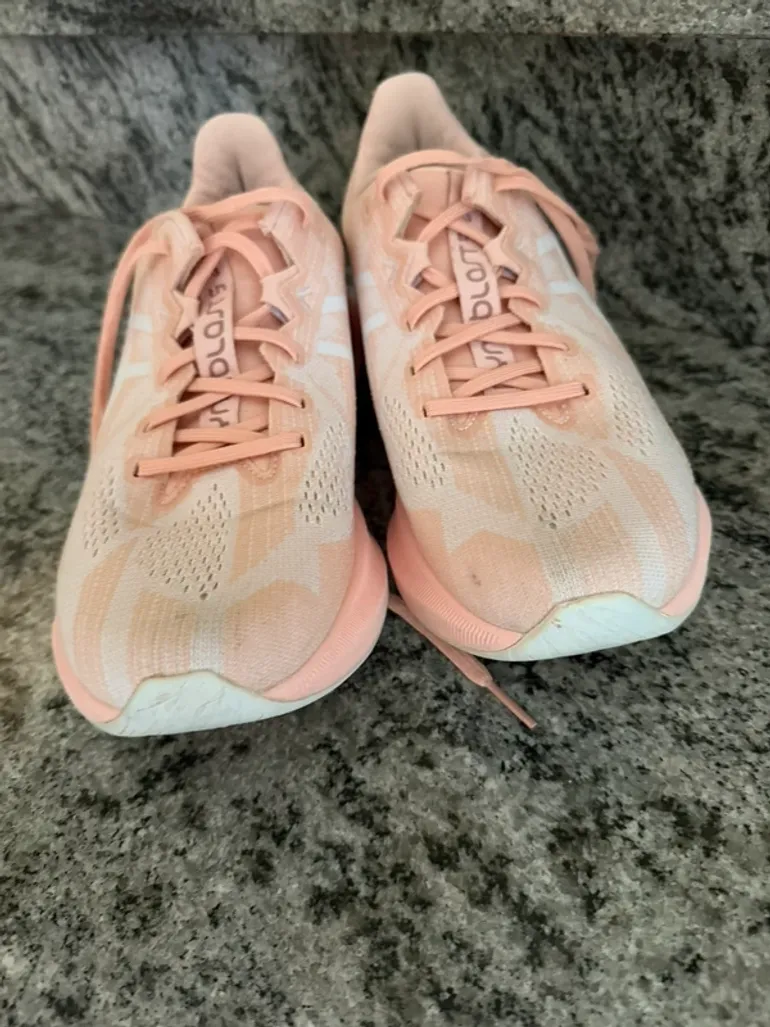 Used Asics Shoes bike — image 5 of 9