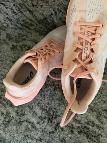 Used Asics Shoes bike — image 4 of 9