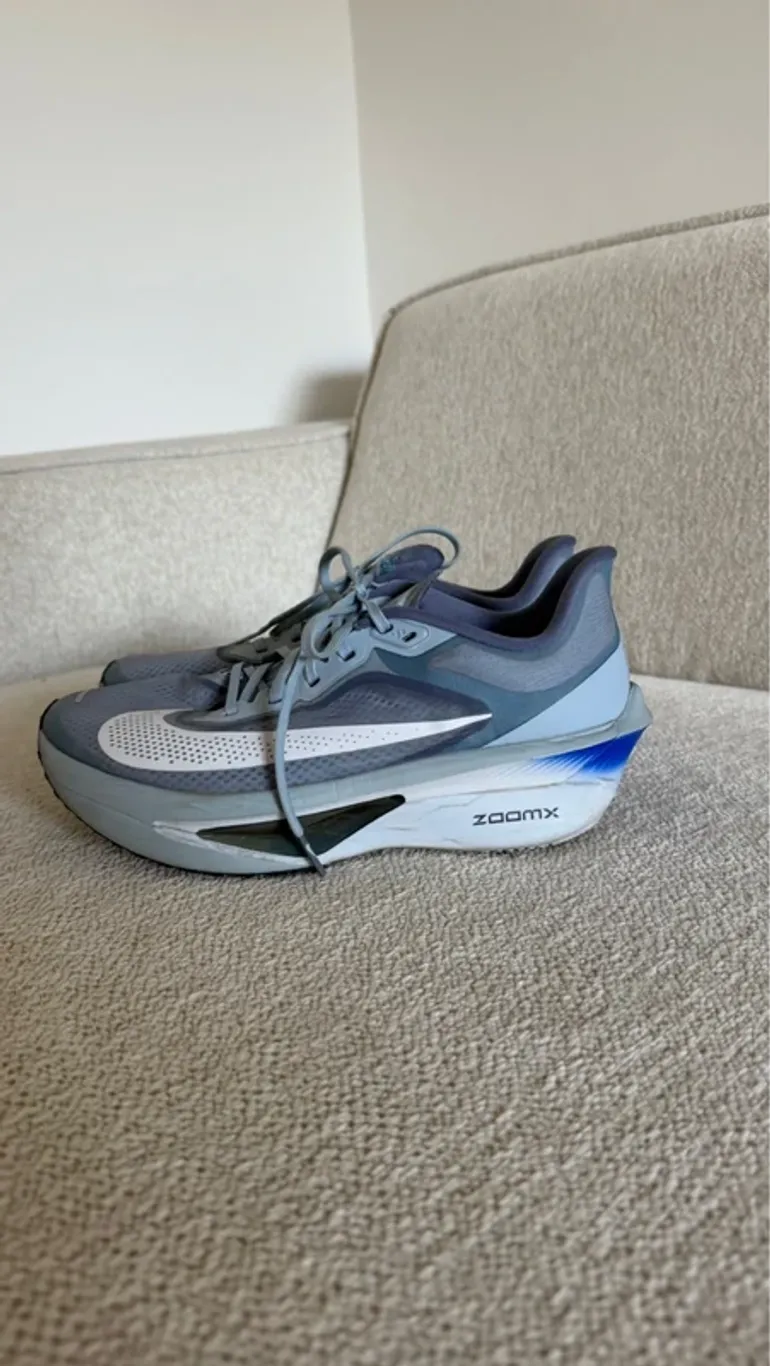 Used Nike Zoom Fly 6 bike — image 2 of 7