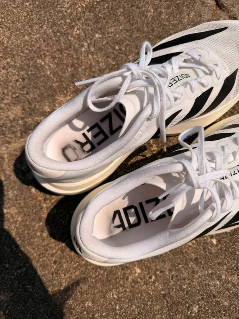 Used Adidas sneakers bike — image 3 of 5