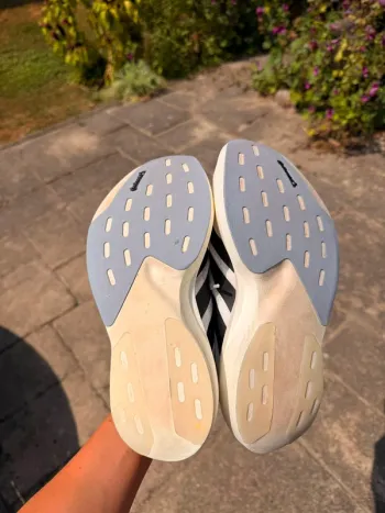 Used Adidas sneakers bike — image 4 of 5